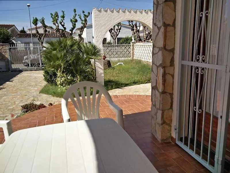 Xalet Amb Jardi Βίλα Empuriabrava Ισπανία